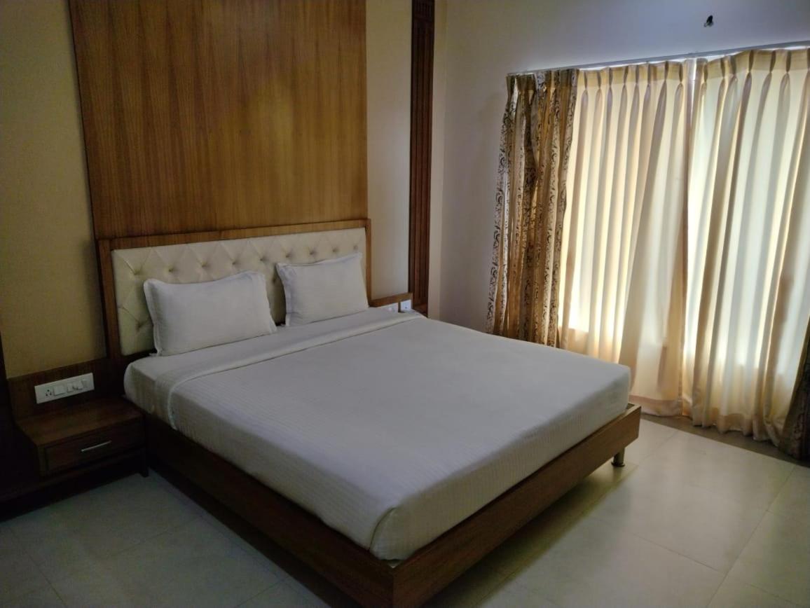 Atlanta Park Chennai Hotel Tambaram Buitenkant foto